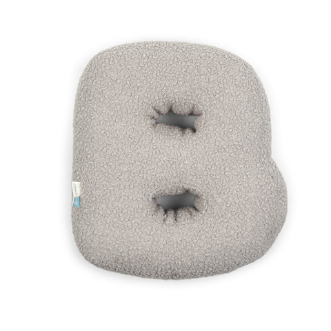 Buchstabe bouclè natur